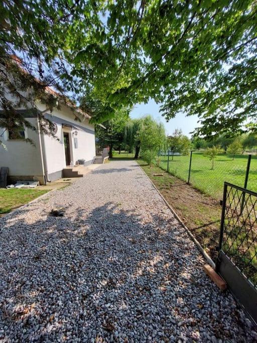 Villa House Kupa Mb Petrinja Esterno foto