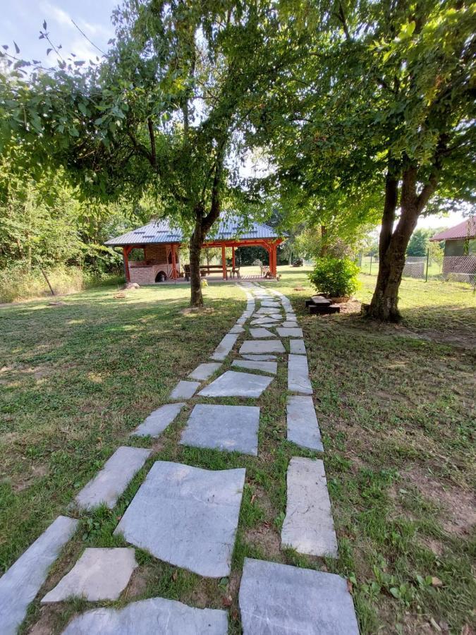 Villa House Kupa Mb Petrinja Esterno foto